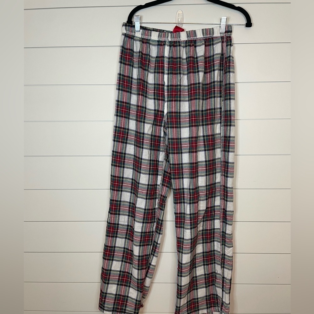 White Plaid Classic Christmas Flannel - Picture 8 of 10